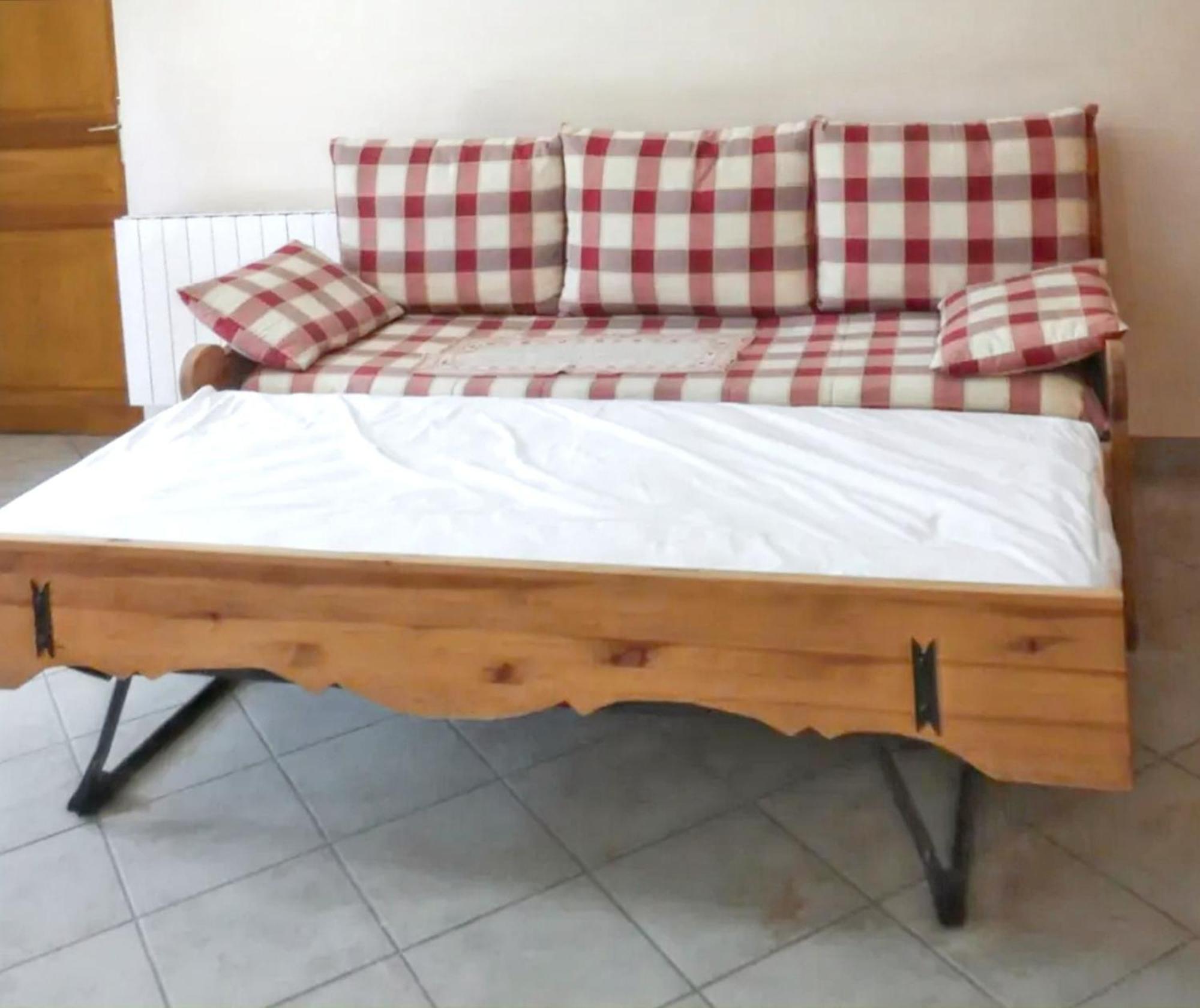 Appartement Paisible A Saint-Crepin Avec Vue Sur La Montagne Dış mekan fotoğraf